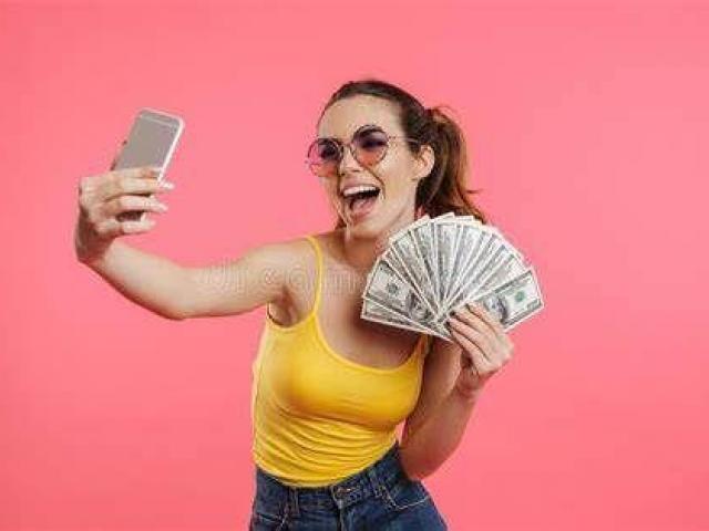 Kameralı Sohbet Modeli Olarak Çalışarak Ek Gelir Elde Edebilirsiniz